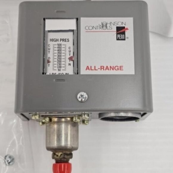 BNA -- Johnson Controls Open LOW PRESSURE Control P72AA-17C Range 50/500 PSIG - Picture 1 of 3
